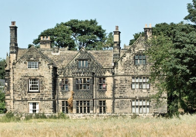Chris and 2 siblings first lived at this small manor in West Yorkshire